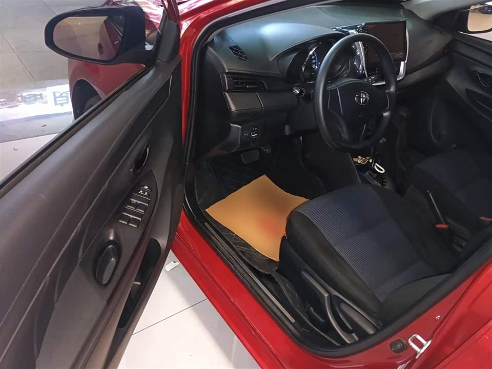 Toyota YARiS L Zhixuan