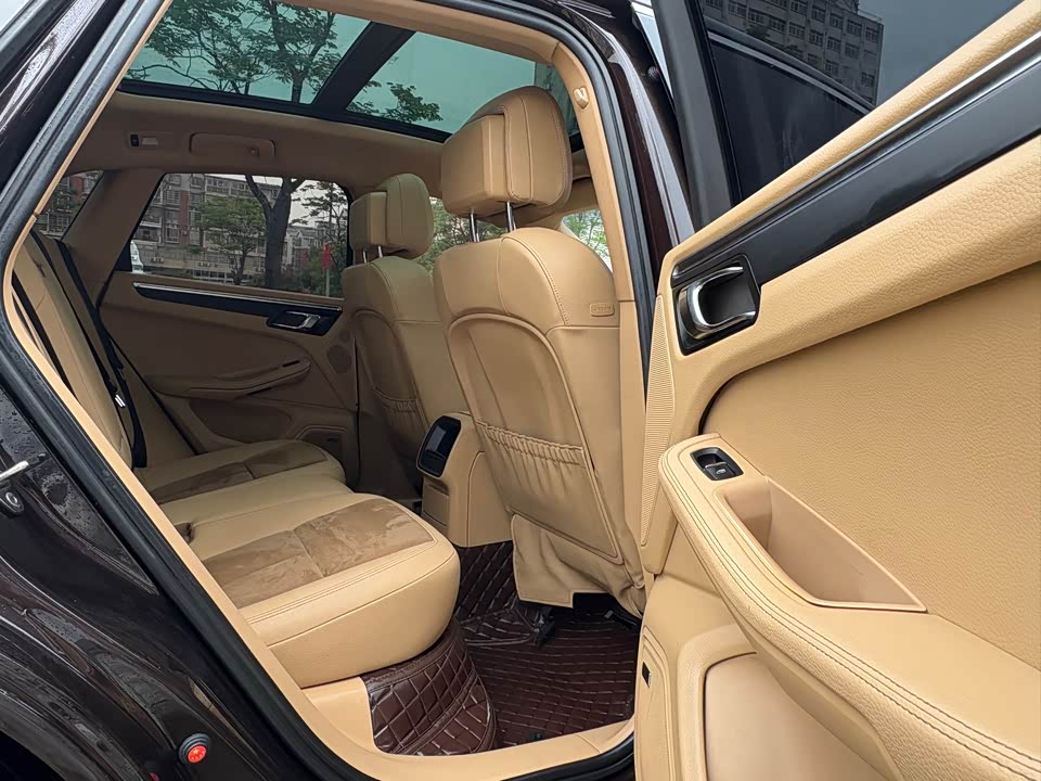 Porsche Macan Porsche Macan
