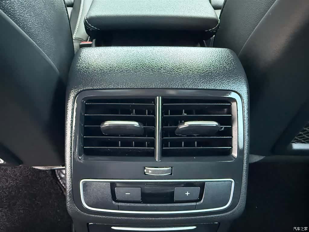 Audi A4L, 2023 6