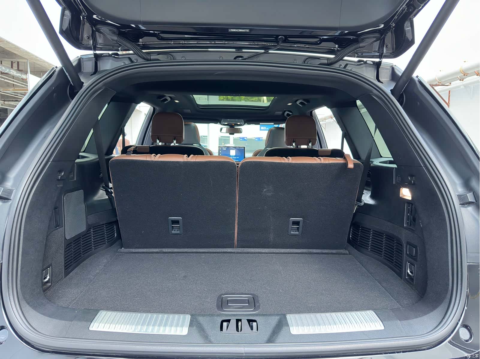 Lincoln Aviator, 2022 11