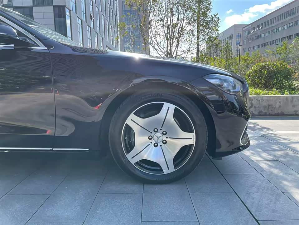 Mercedes-Benz Maybach S-class