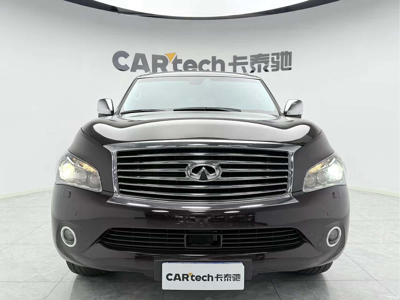 Infiniti QX80, 2013 2