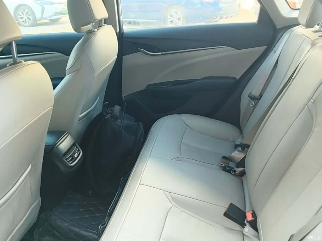 Buick V, 2018 17