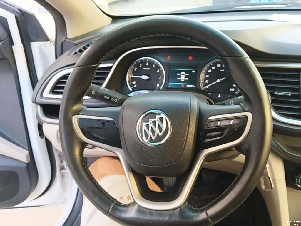 Buick V, 2018 11