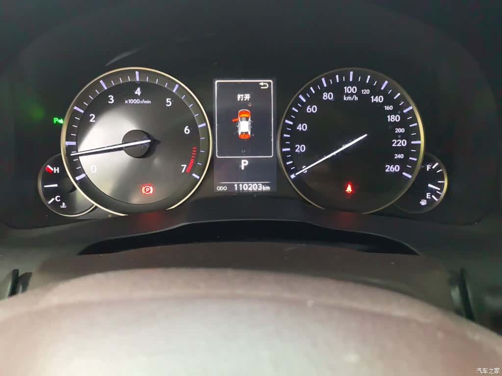 Lexus ES, 2017 все фото