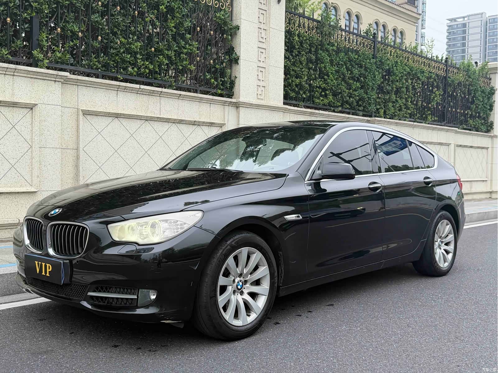 BMW 5 Series, 2011 1
