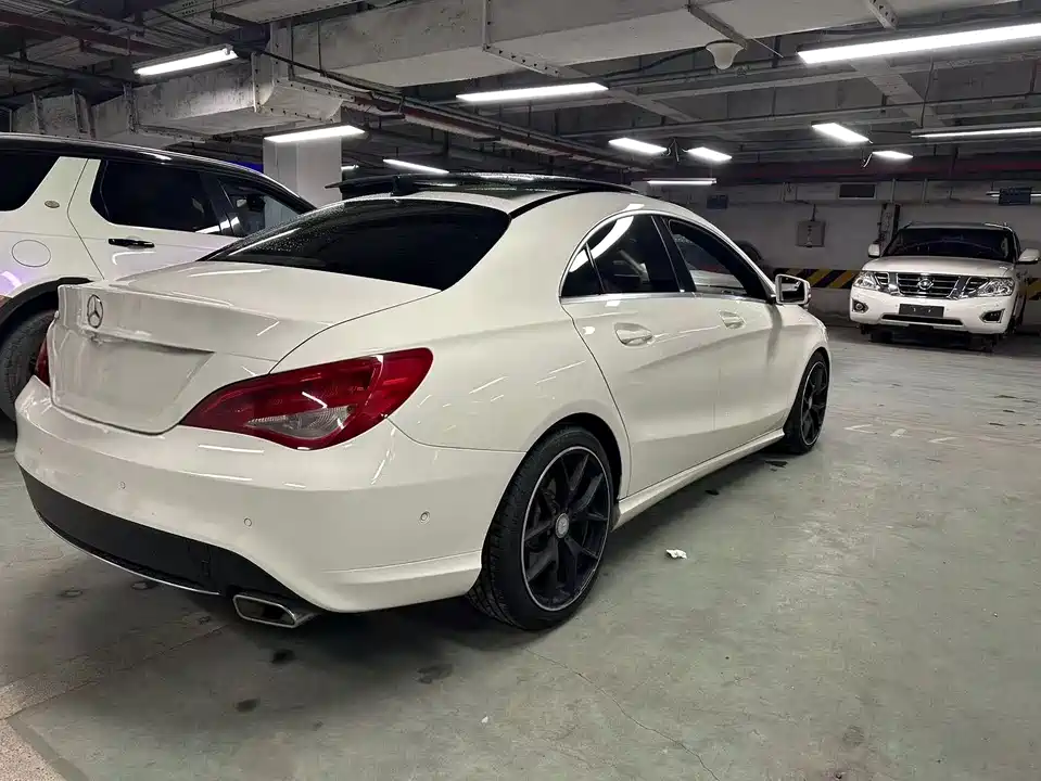 Mercedes-Benz CLA
