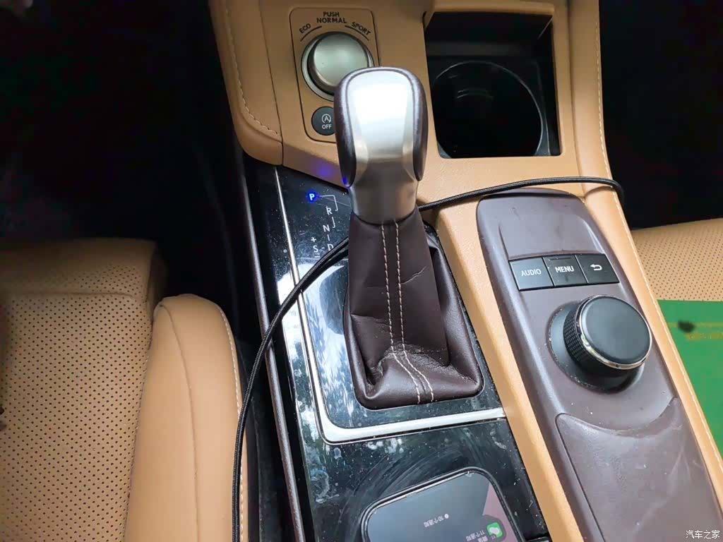 Lexus ES, 2017 7