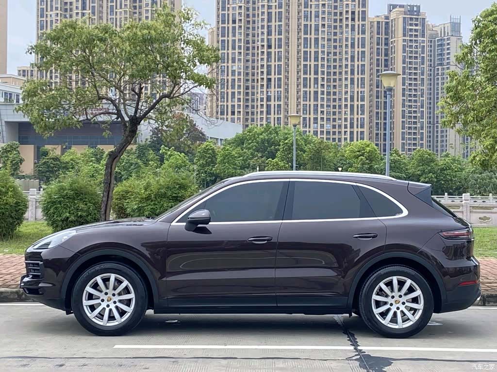 Porsche Cayenne, 2018 3