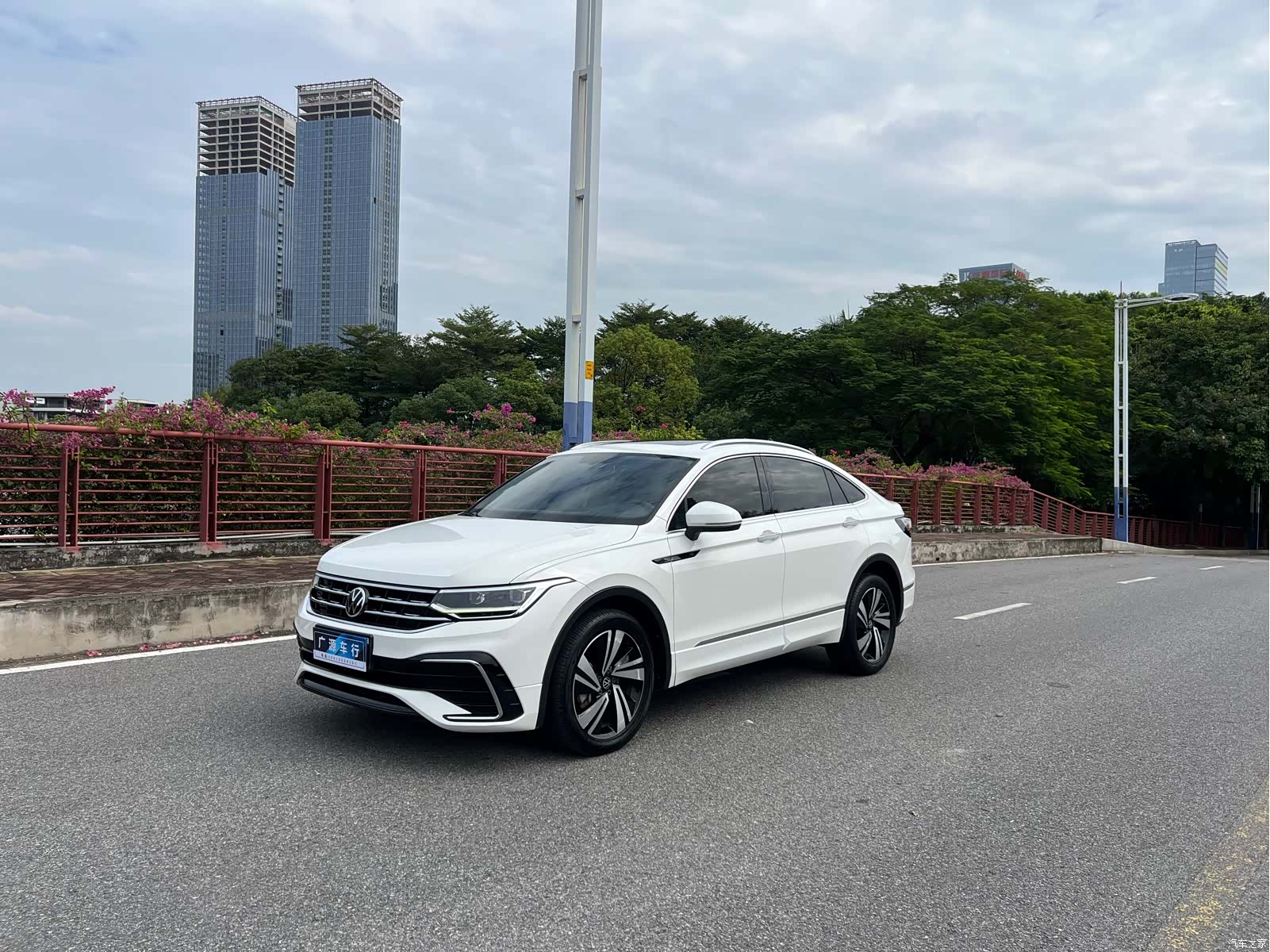 Volkswagen Tiguan, 2022 1