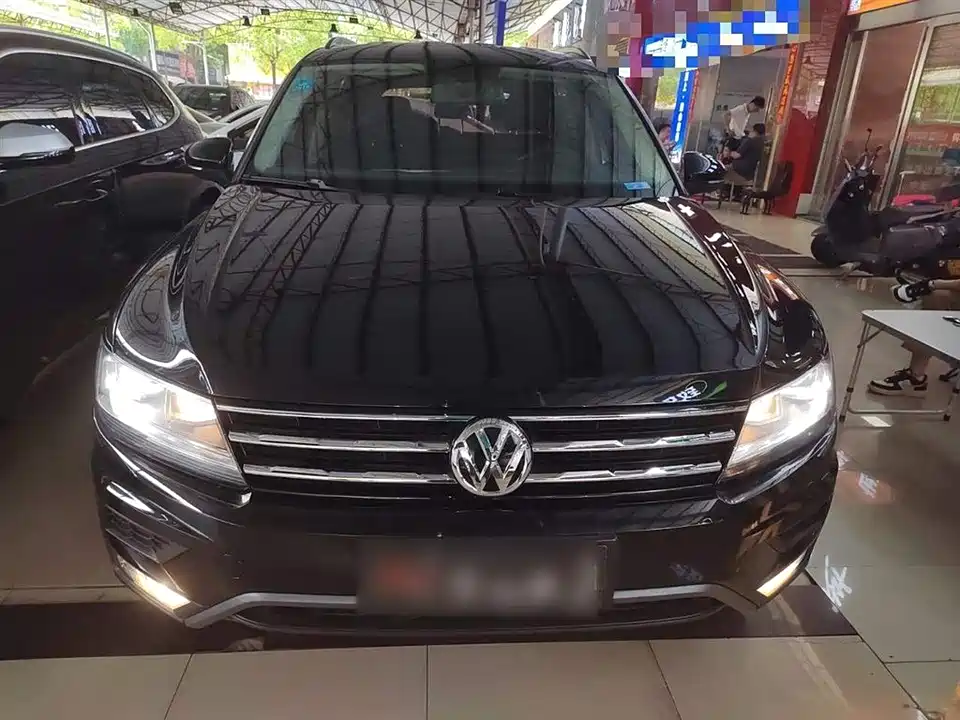 Volkswagen Tiguan L