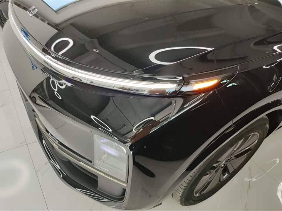 Li Auto Ideal L8