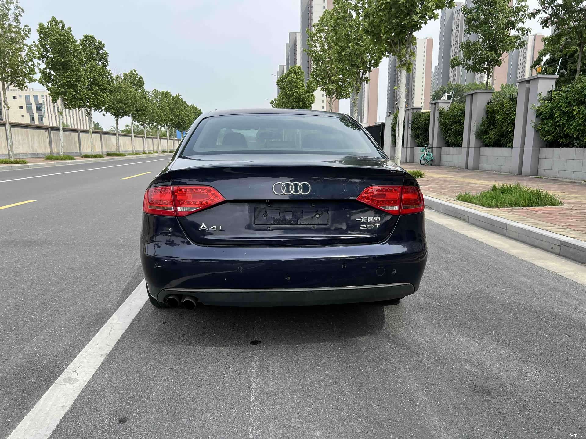 Audi A4L, 2010 13