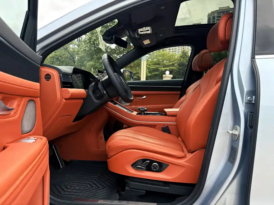 AITO Ask the world M7