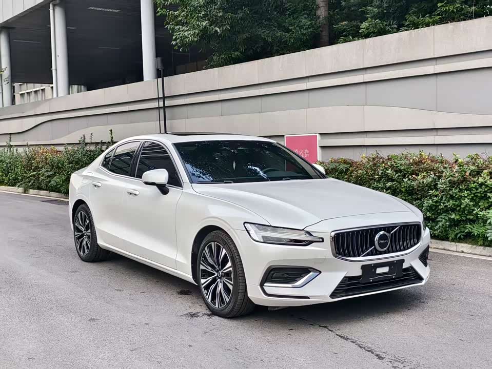 Volvo S60