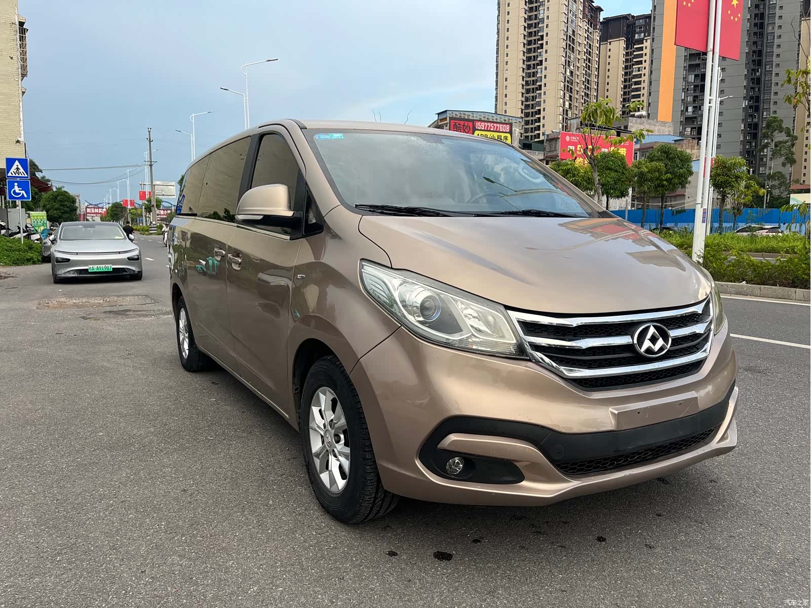 Maxus G10, 2014 3