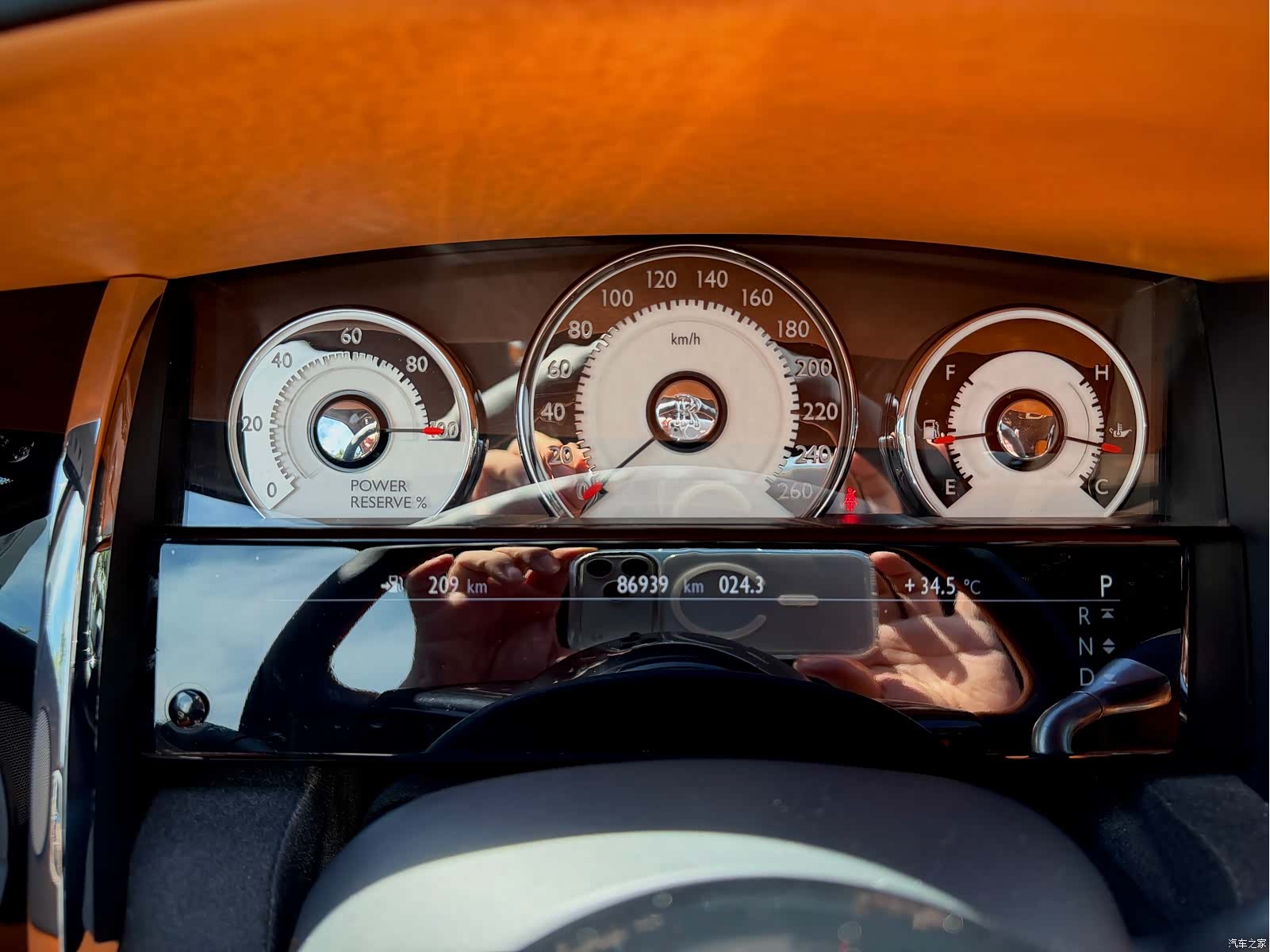 Rolls-Royce Wraith, 2014 10
