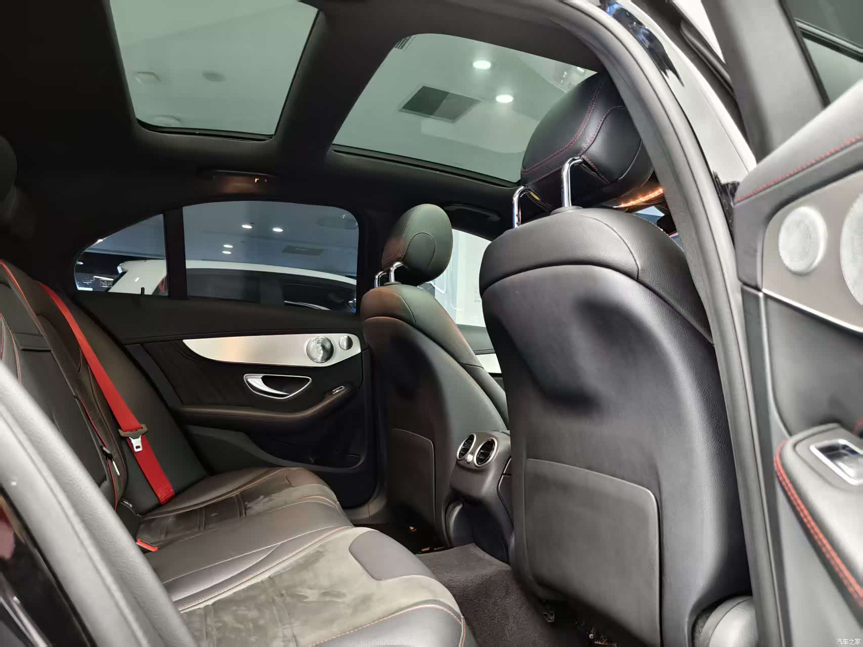 Mercedes-Benz C-Class, 2020 11