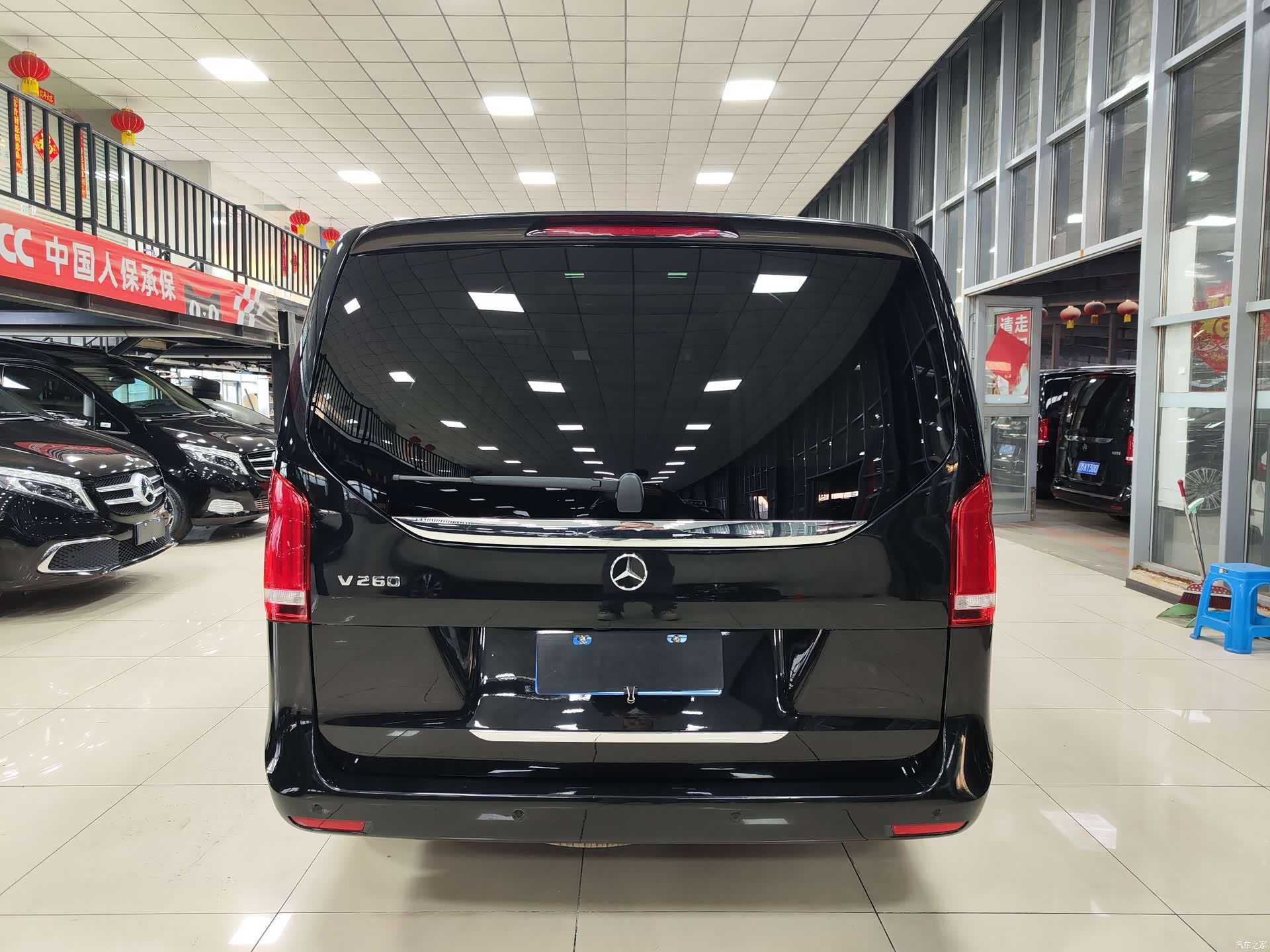 Mercedes-Benz V-Class, 2021 32
