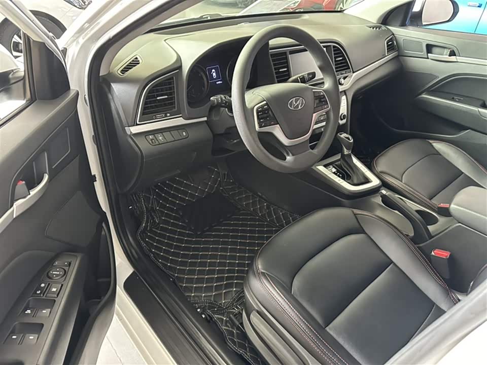 Hyundai Lead