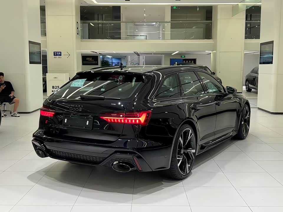 Audi RS 6 Audi RS 6