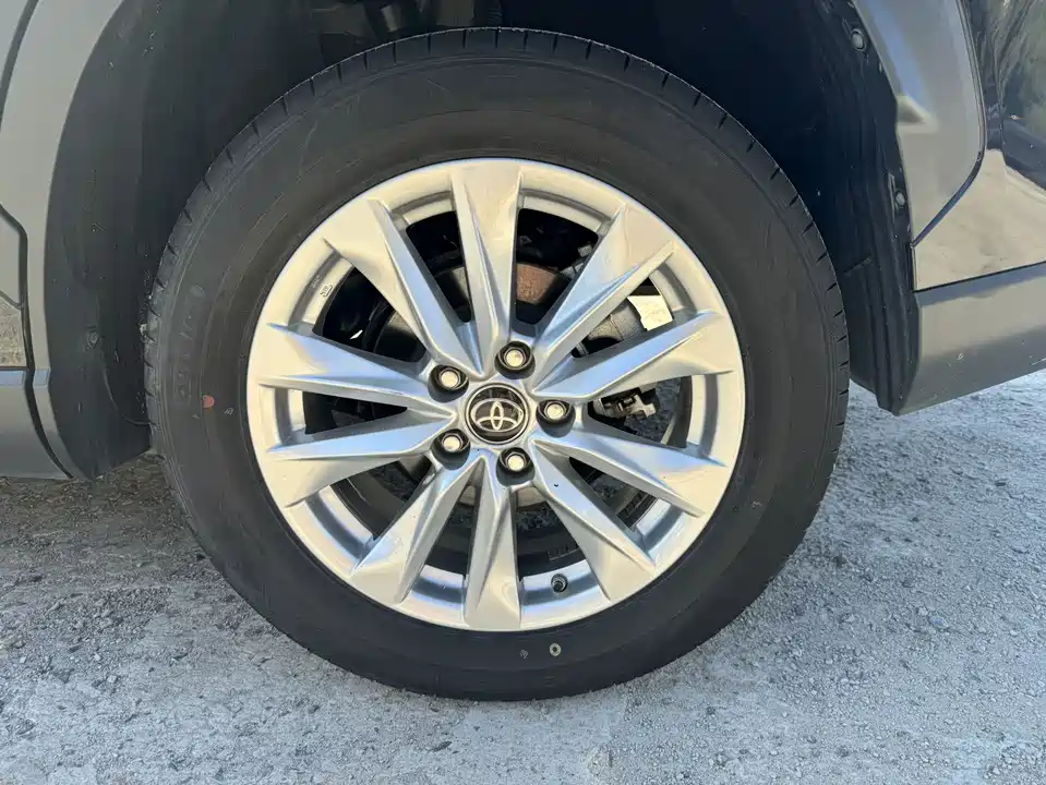 Toyota Corolla Sharp amplifier