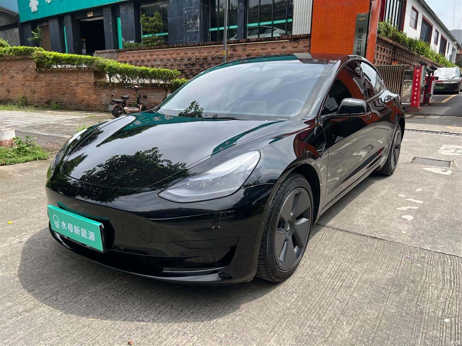 Tesla Model 3, 2022 1