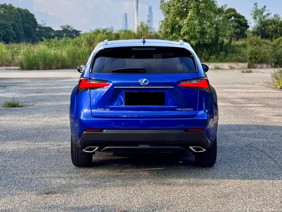 Lexus NX