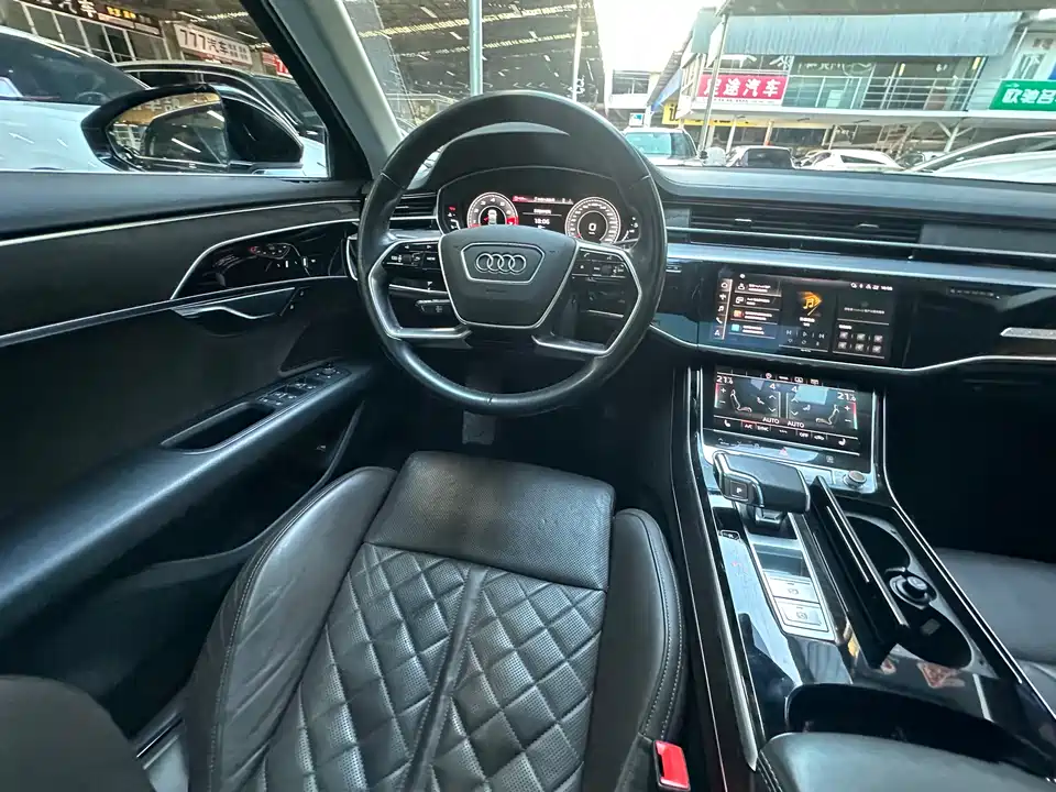 Audi A8 Audi A8