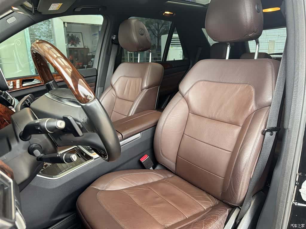 Mercedes-Benz M-Class, 2015 16