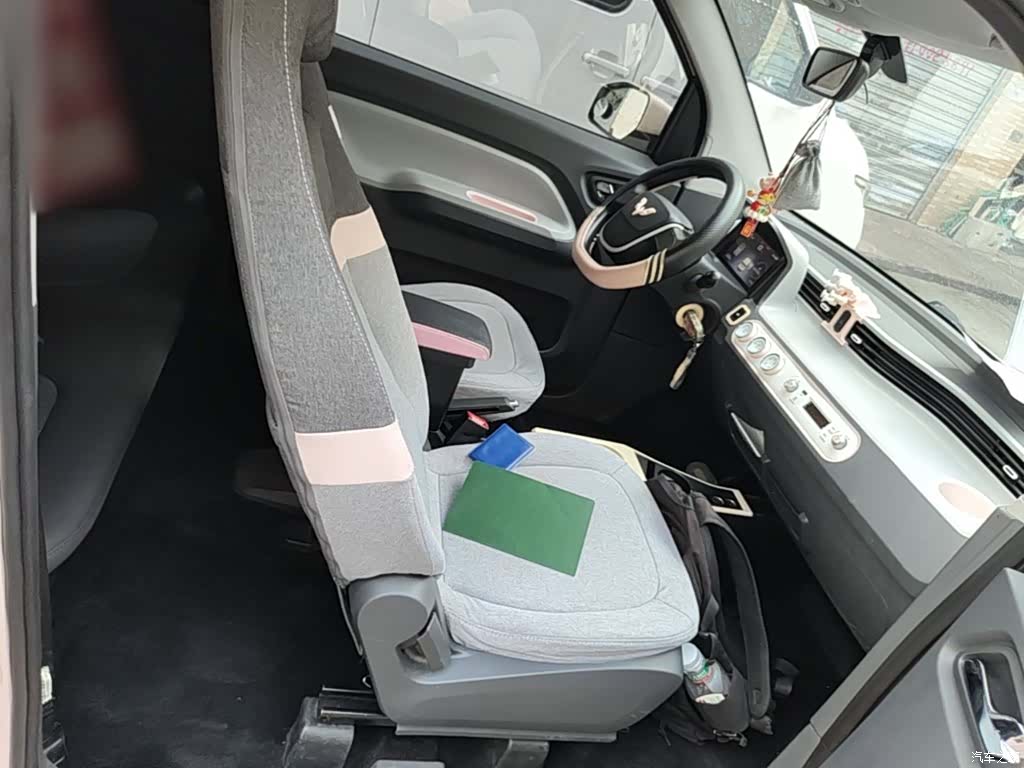 Wuling MINIEV, 2021 25