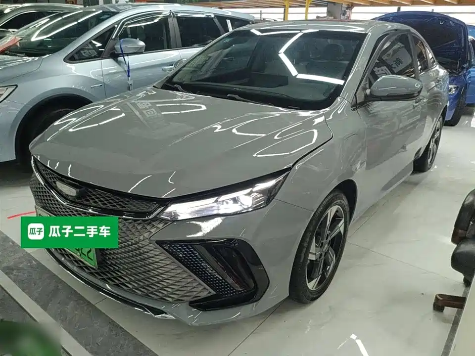Geely Emgrand L HiP Geely Emgrand L HiP