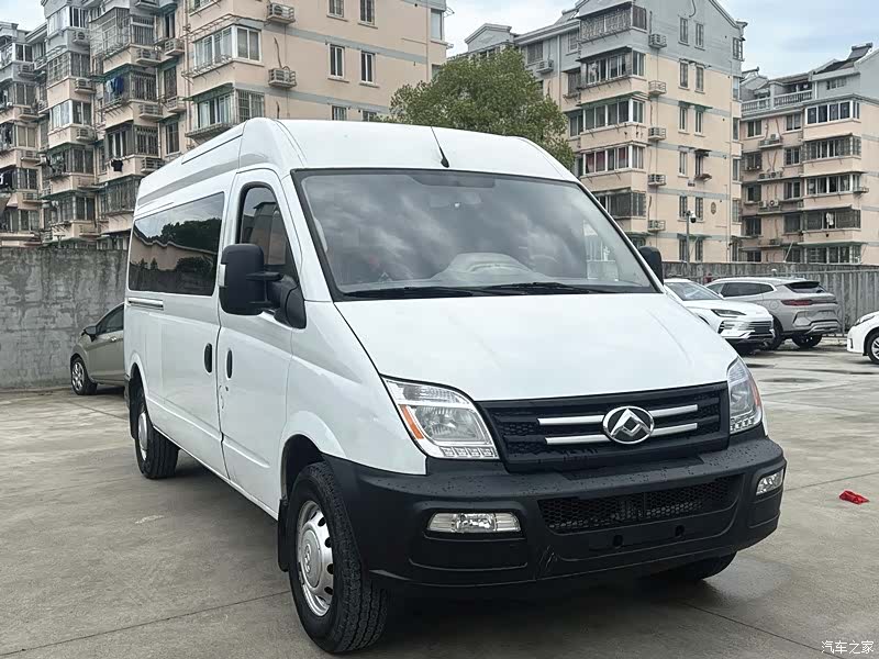 Maxus V80, 2021 15