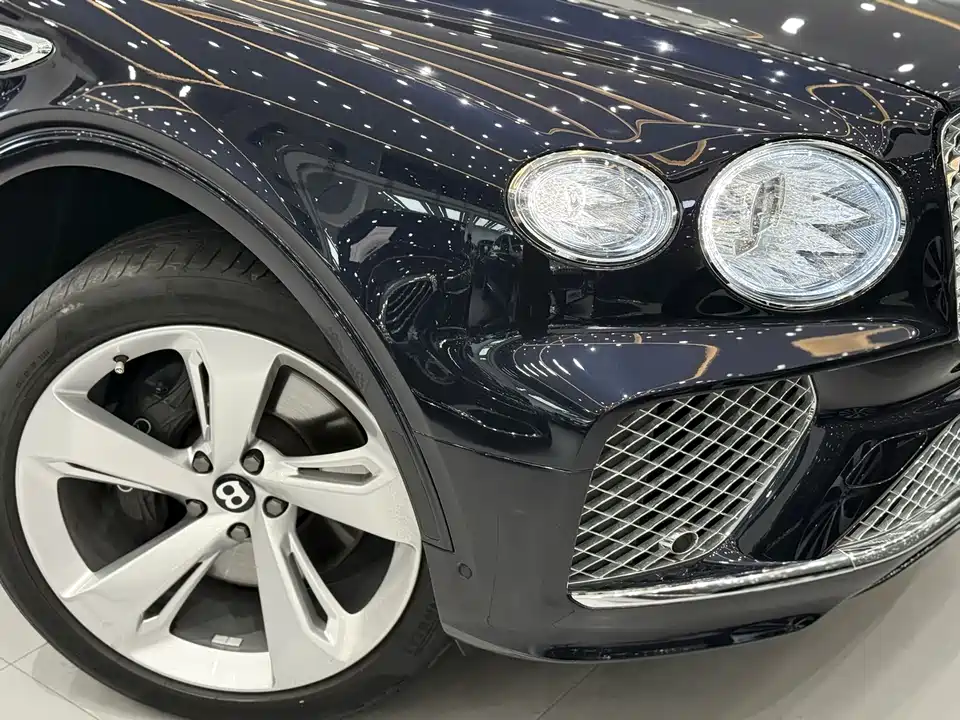 Bentley Tim Yue Bentley Tim Yue
