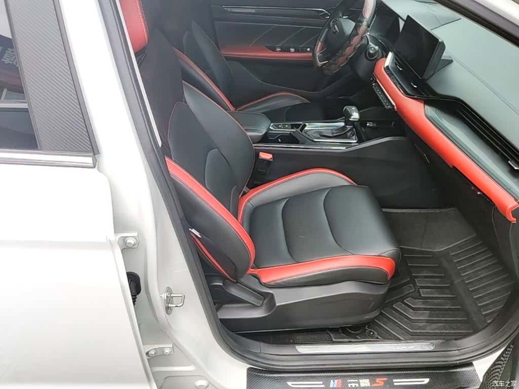 Geely Emgrand, 2022 25