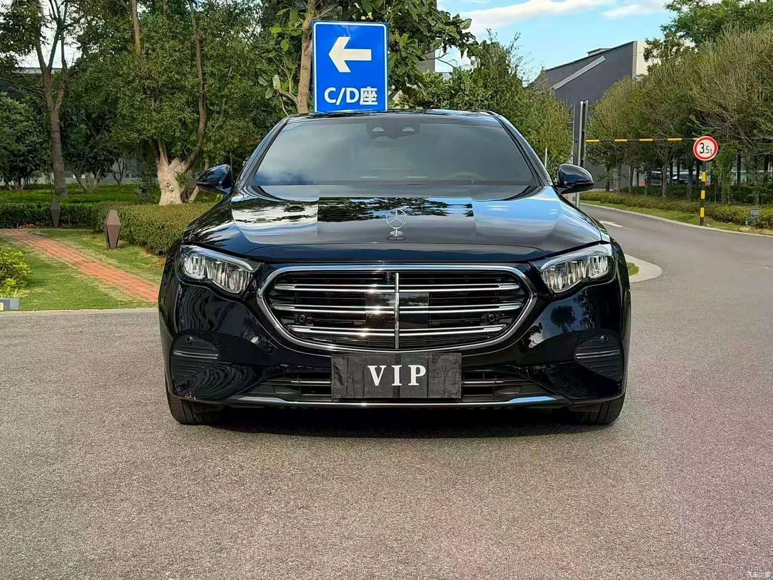 Mercedes-Benz E-Class, 2024 2