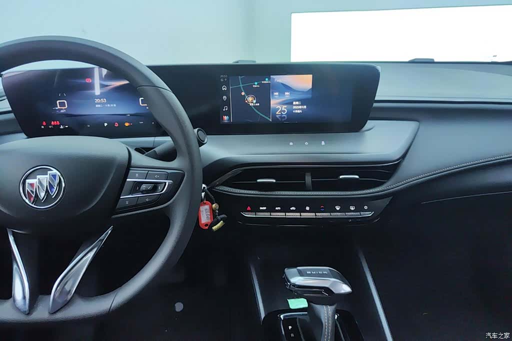 Buick Verano, 2025 13