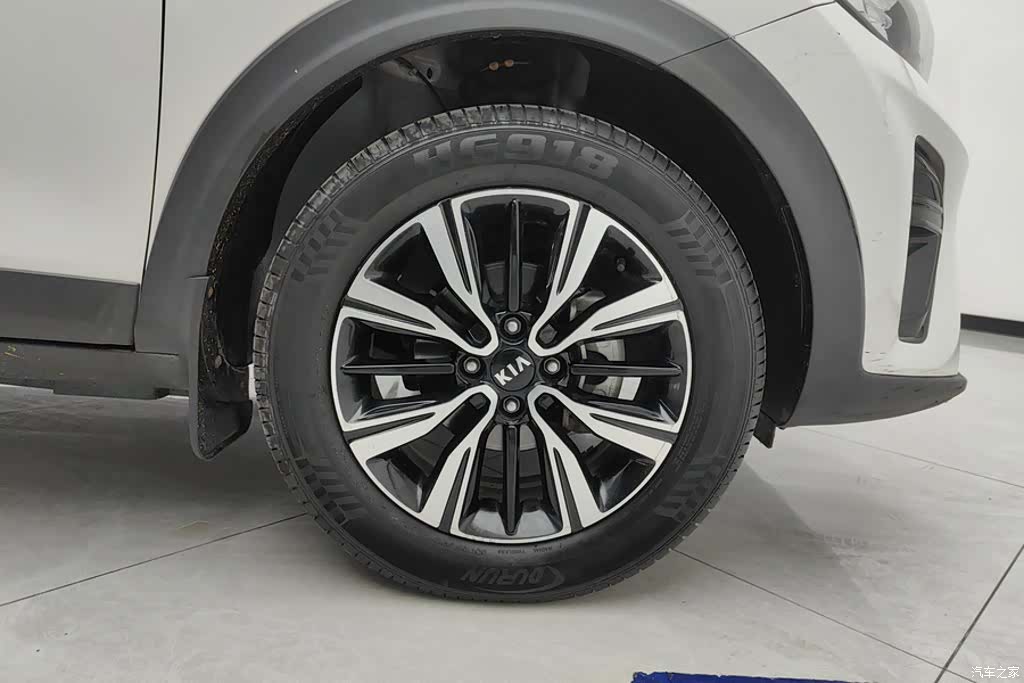 Kia KX1, 2019 6