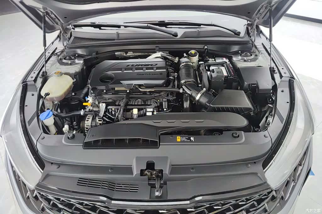 Kia K5, 2020 10