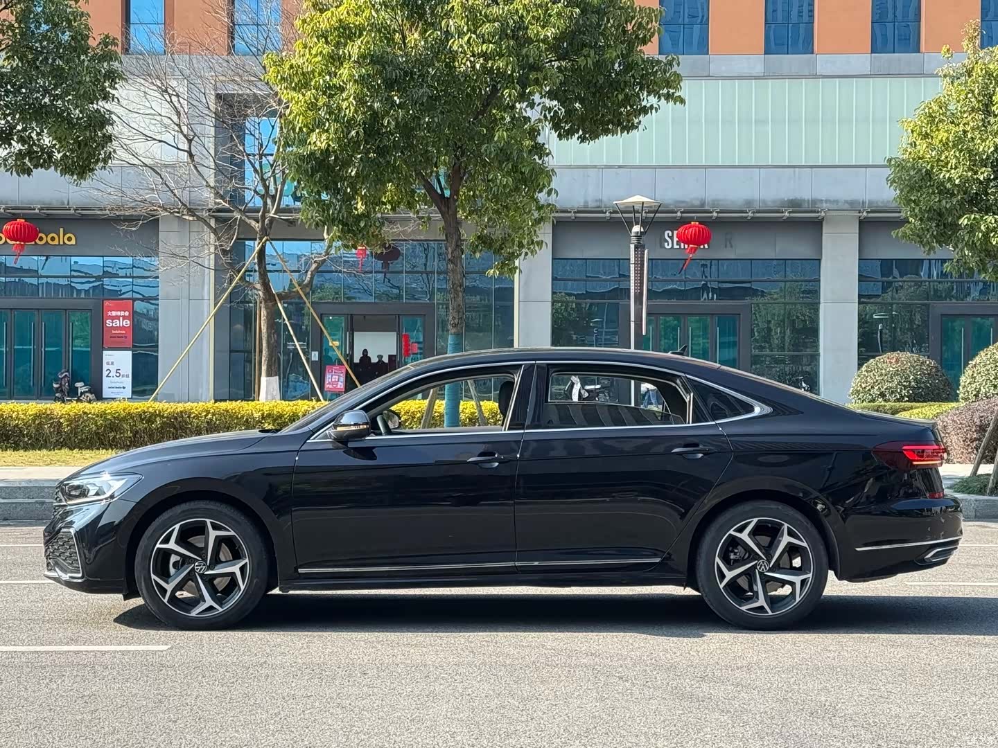 Volkswagen Passat, 2025 4