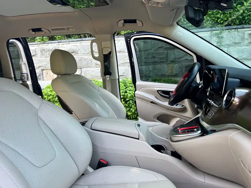 Mercedes-Benz V-class Mercedes-Benz V-class