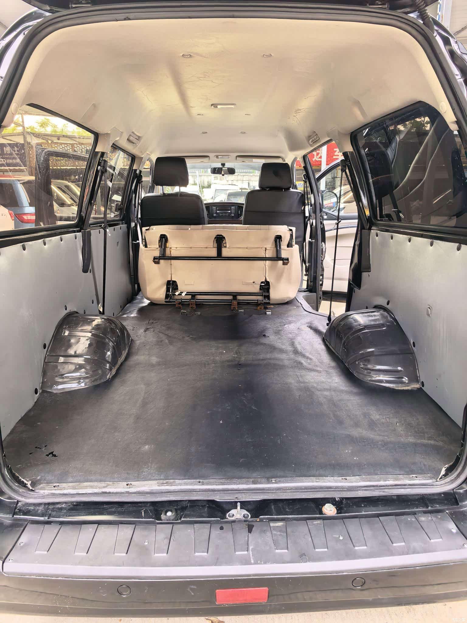 DongFeng M5, 2021 11