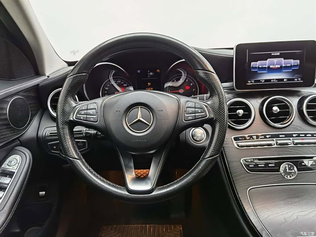 Mercedes-Benz C-Class, 2015 11