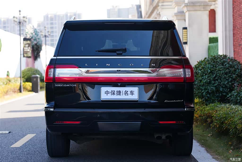 Lincoln Navigator, 2018 18