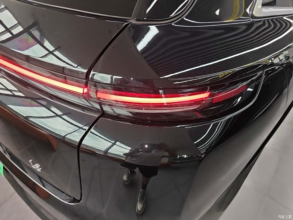 Li Auto L8, 2023 8