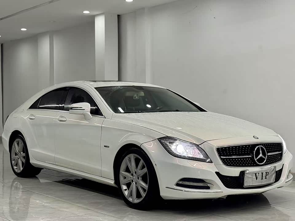 Mercedes-Benz CLS