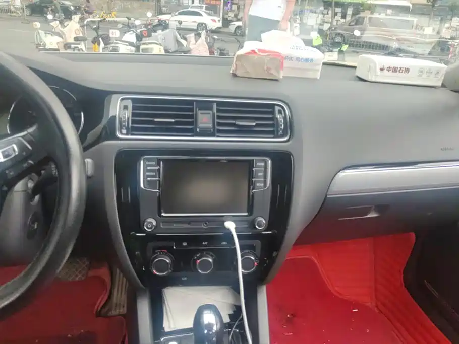 Volkswagen Sagitar Volkswagen Sagitar