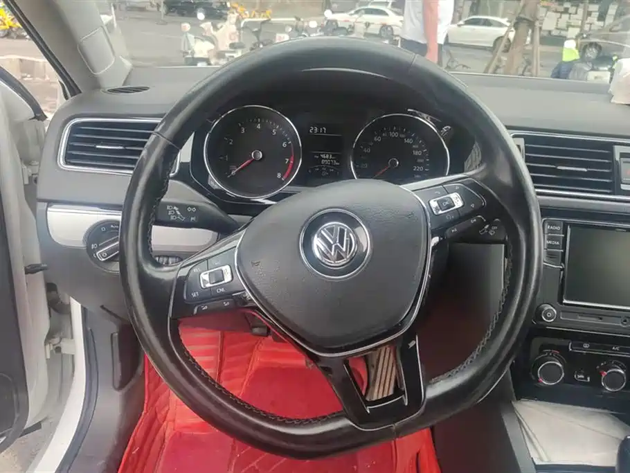 Volkswagen Sagitar Volkswagen Sagitar
