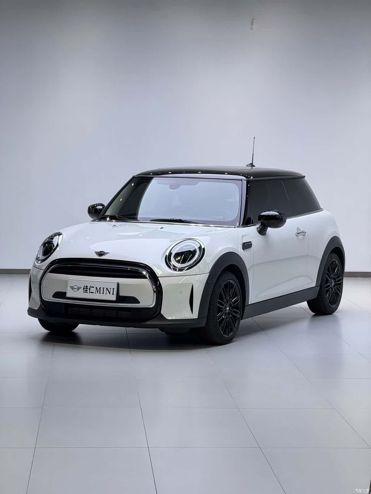 Mini Cooper, 2024 1