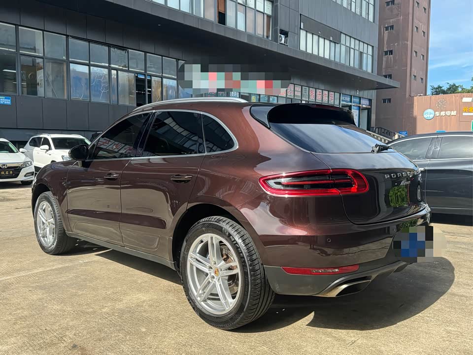 Porsche Macan
